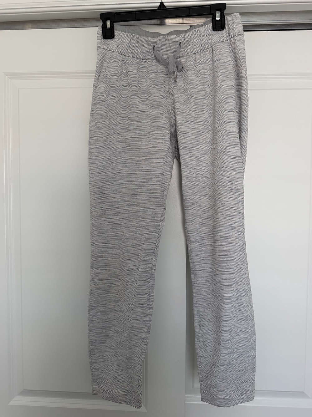 lululemon athletics Women’s Heather Gray Drawstring casual pant